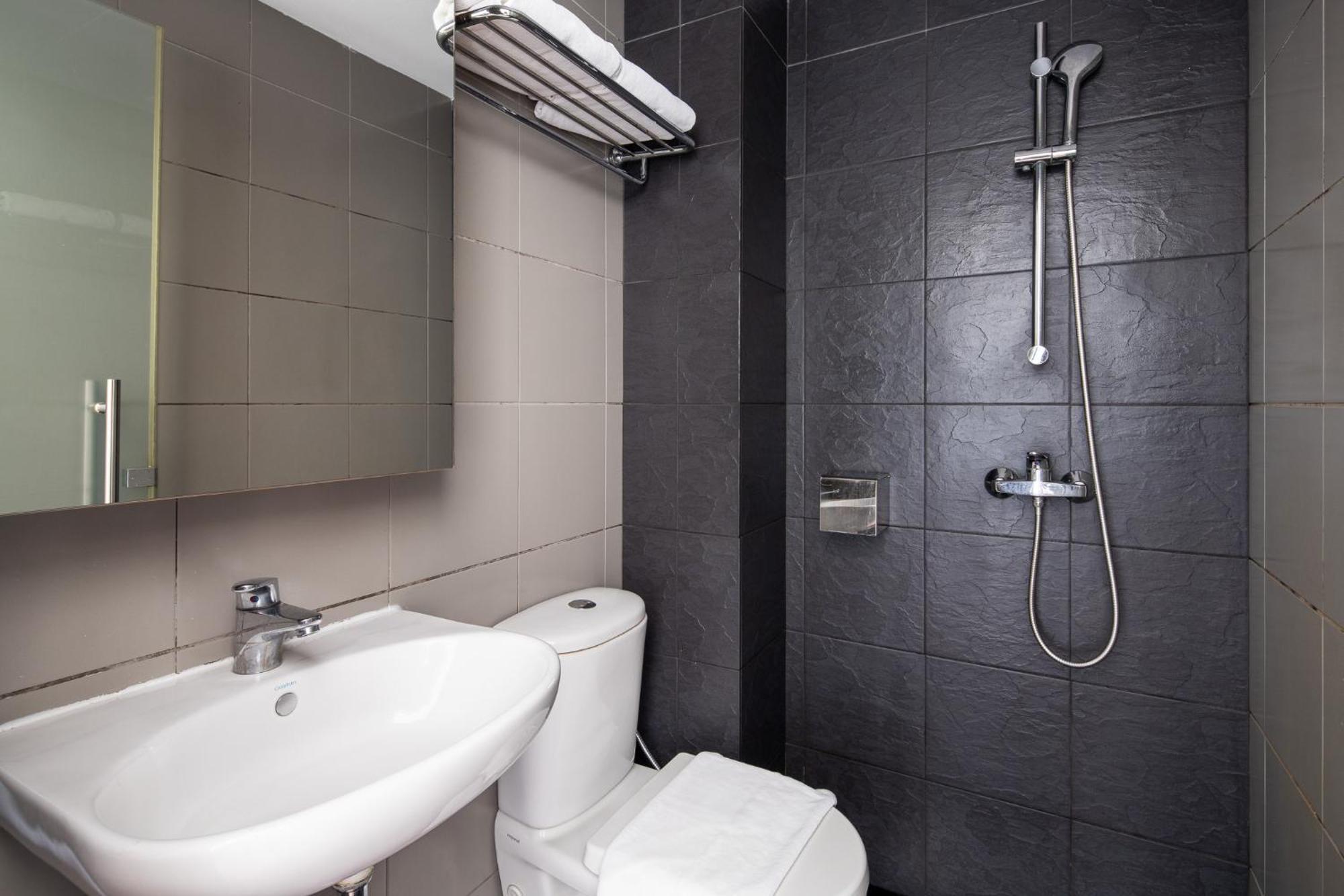 The Quay West Coast 3* Singapura